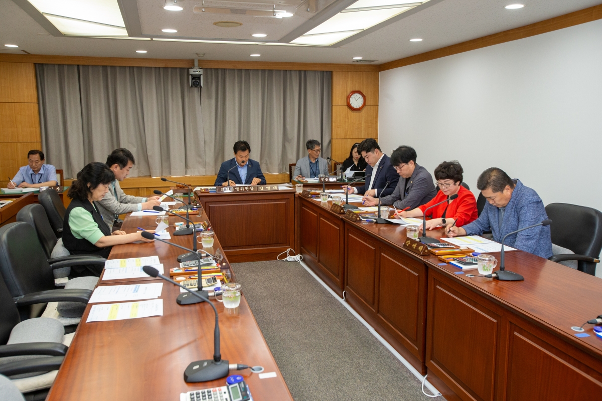 20230831-005[_P7U1270-폐회중 의회운영위원회 활동.JPG