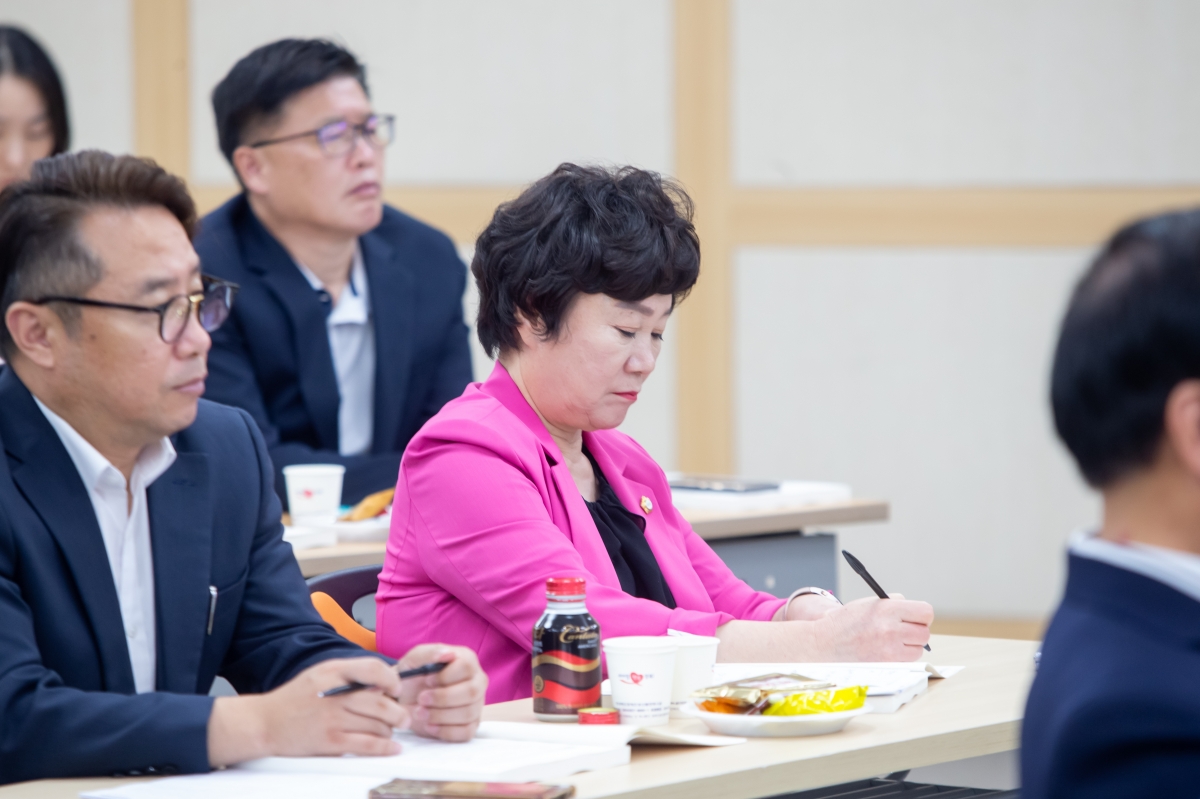 20230901-040[_P7U1538-의원연구단체 자치법규 연구회 최종보고회.JPG