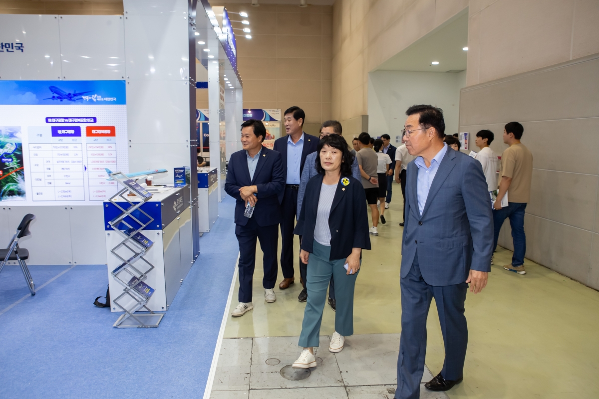 20230908-025[_P7U0015-제270회 임시회 산업건설위원회 구미디지털전자산업관(구미코) 방문활동.JPG