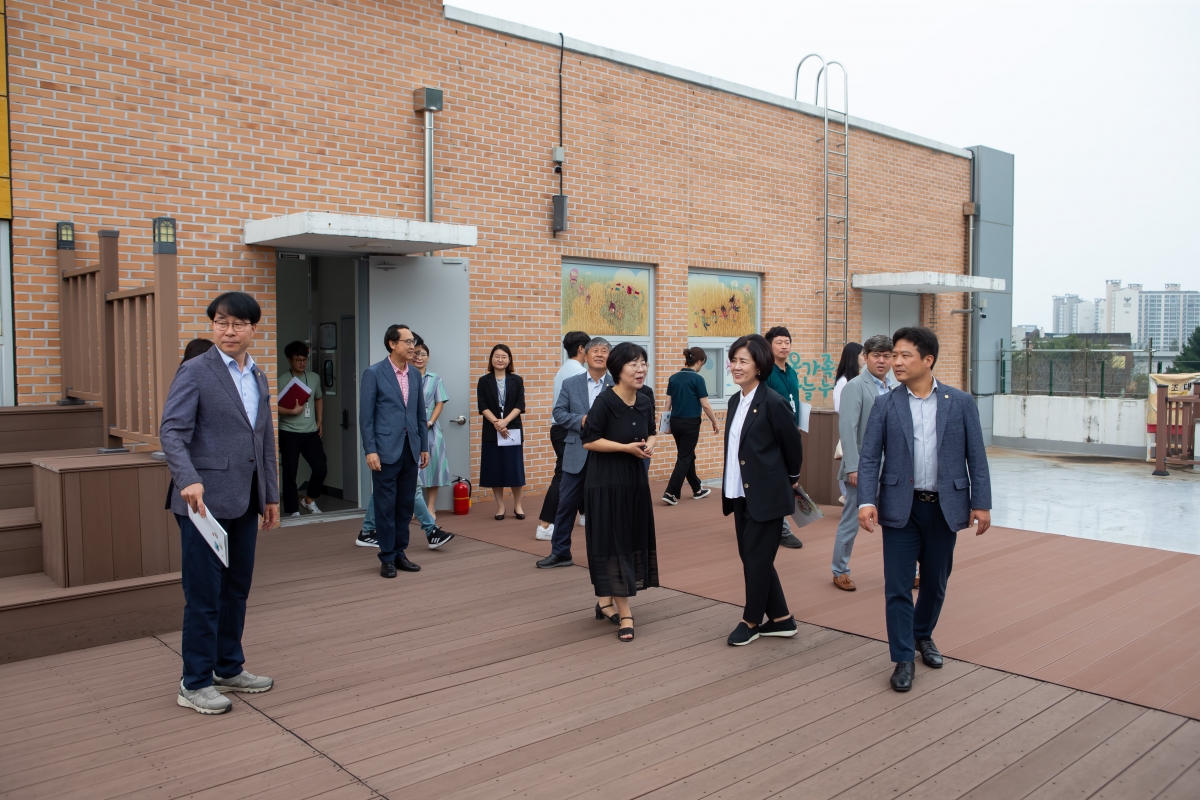 20230913-033[_P7U0610-제270회 임시회 기획행정위원회 구미시 가족행복플라자 현장방문.JPG