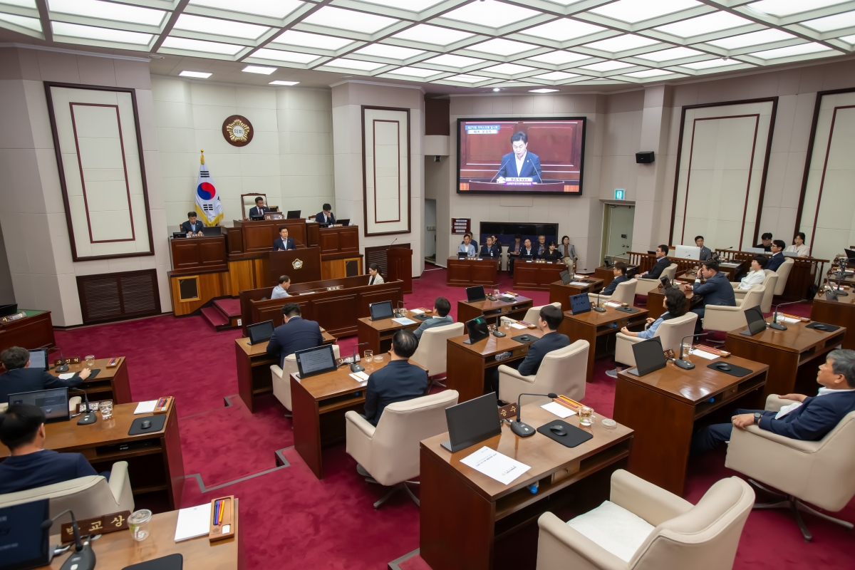 20230914-031[_P7U0810-제270회 임시회 제2차 본회의시 강승수 신공항이전지원특별위원장 신공항이전특별위원회 관련 발언.JPG