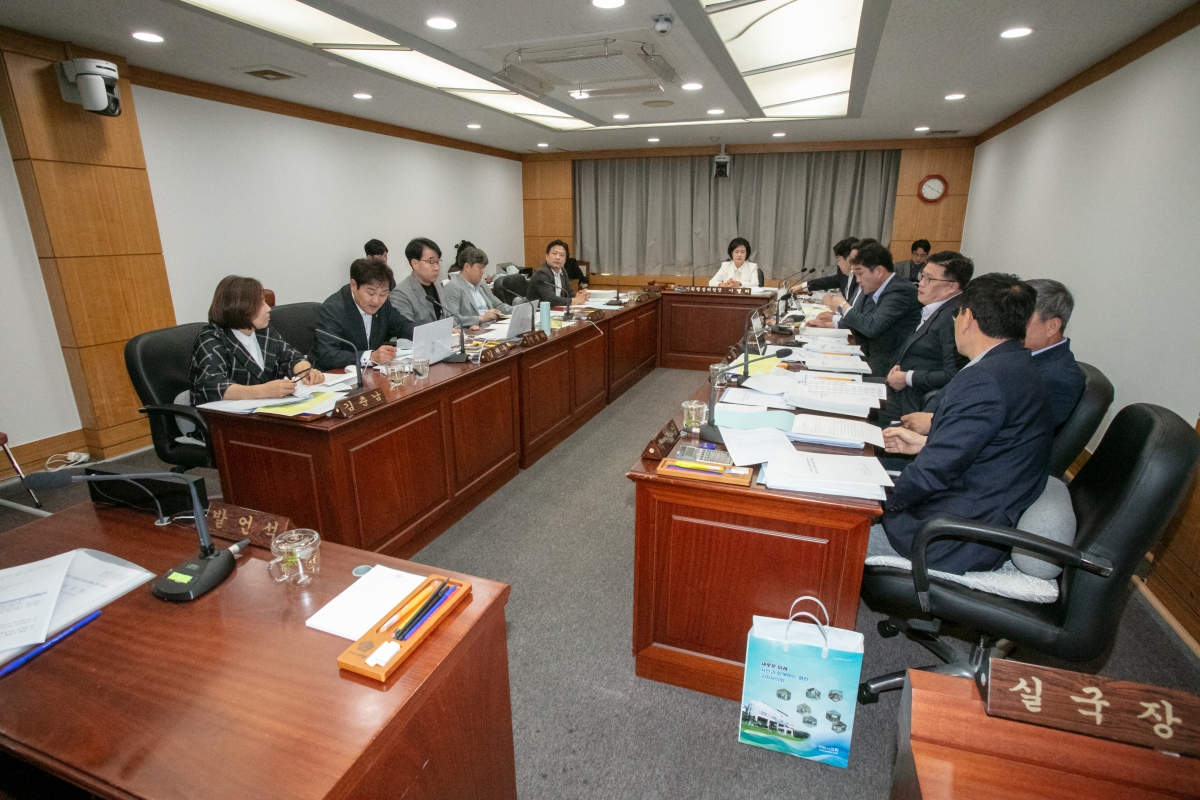 20231017-012[IMG_6944-제271회 임시회 기획행정위원회 조례안 심사활동.jpg
