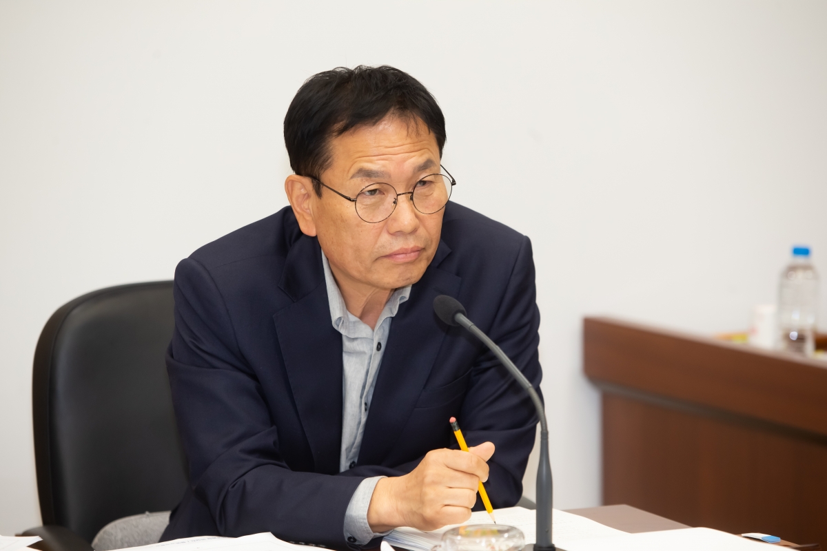20231017-045[_P7U4488-제271회 임시회 기획행정위원회 조례안 심사활동.JPG