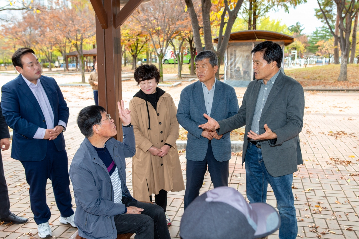 20231106-015[_P7U7926-신공항이전지원특별위원회 소음실사를 위한 대구광역시 북구 함지근린공원 현장 방문.jpg