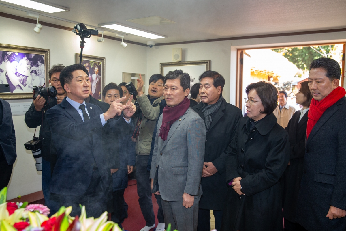 20231114-045[_P7U8666-박정희대통령 탄신 106돌 문화행사.jpg