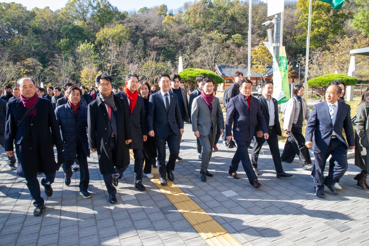 20231114-052[_P7U8694-박정희대통령 탄신 106돌 문화행사.jpg