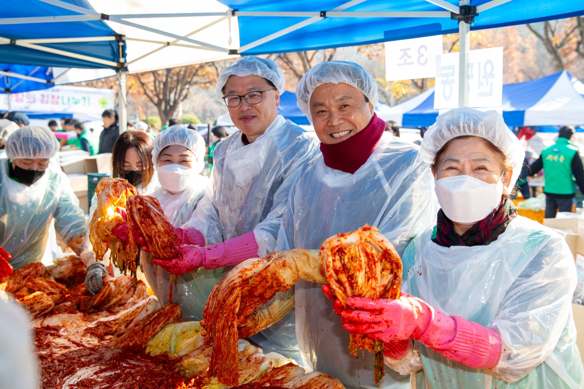 20231122-067[_P7U0172-구미시새마을부녀회 2023 사랑의 김장나누기.jpg