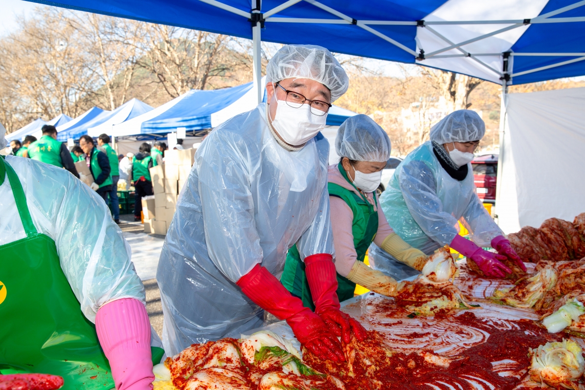 20231122-075[_P7U0196-구미시새마을부녀회 2023 사랑의 김장나누기.jpg
