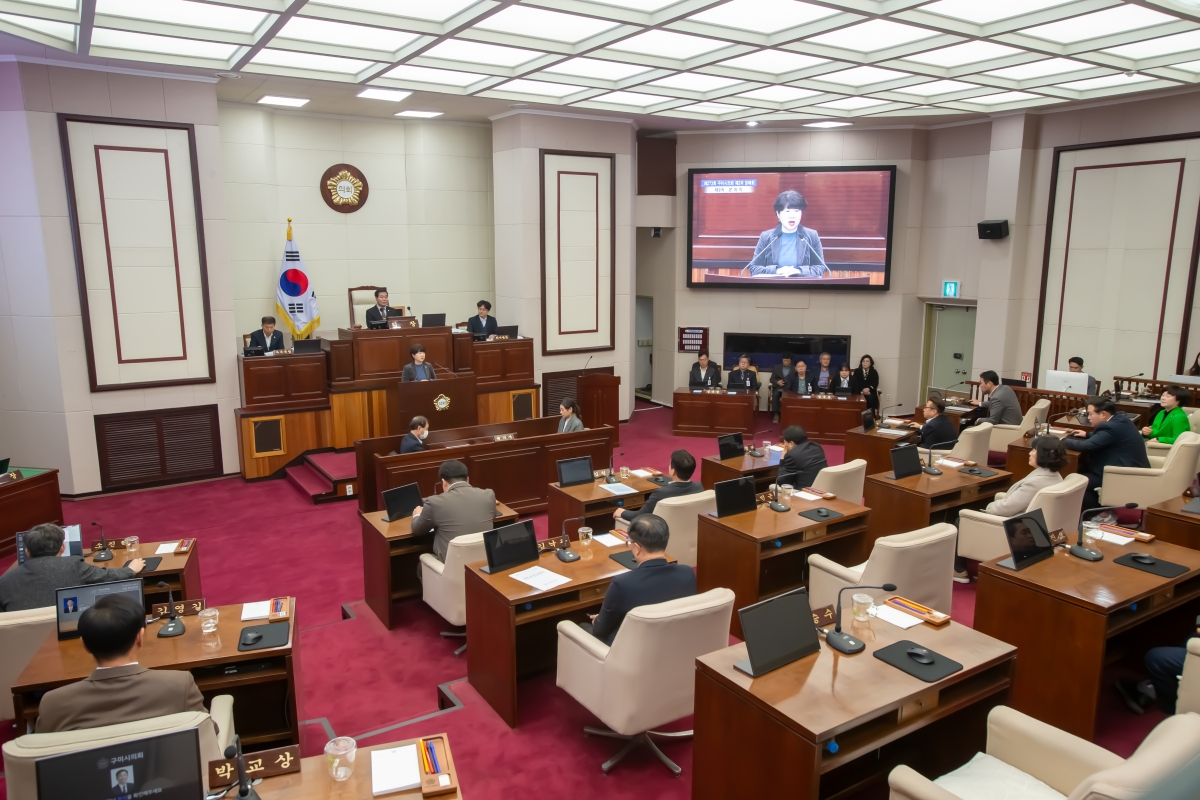 20231213-012[_P7U2912-제272회 제2차 정례회 제2차 본회의시 의원연구단체 농축산 환경개선연구회 대표의원 장미경 의원 결과보고.jpg
