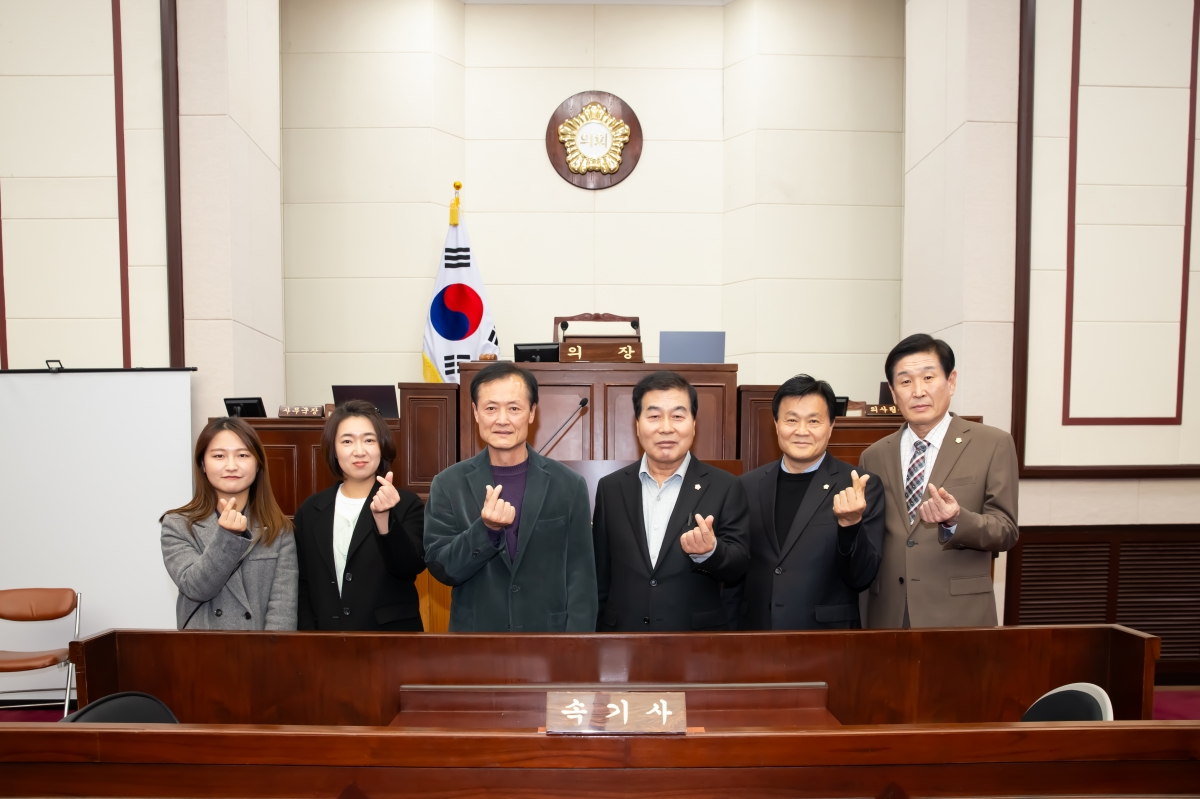 20231213-082[_P7U3140-구미시의회와 구미시수어통역센터 수어통역 업무 협약식.jpg