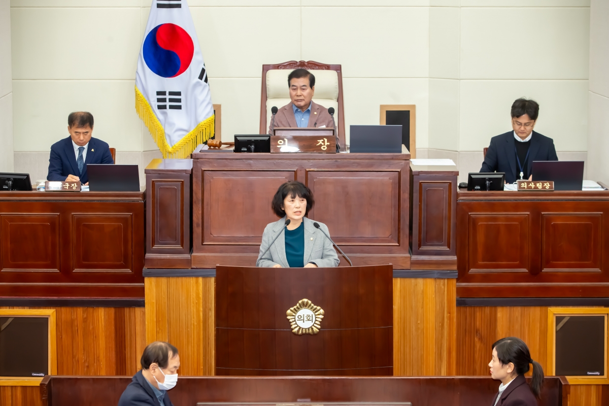 20231219-003[_P7U3509-제272회 제2차 정례회 제3차 본회의시 추은희 의원 5분 자유발언.jpg