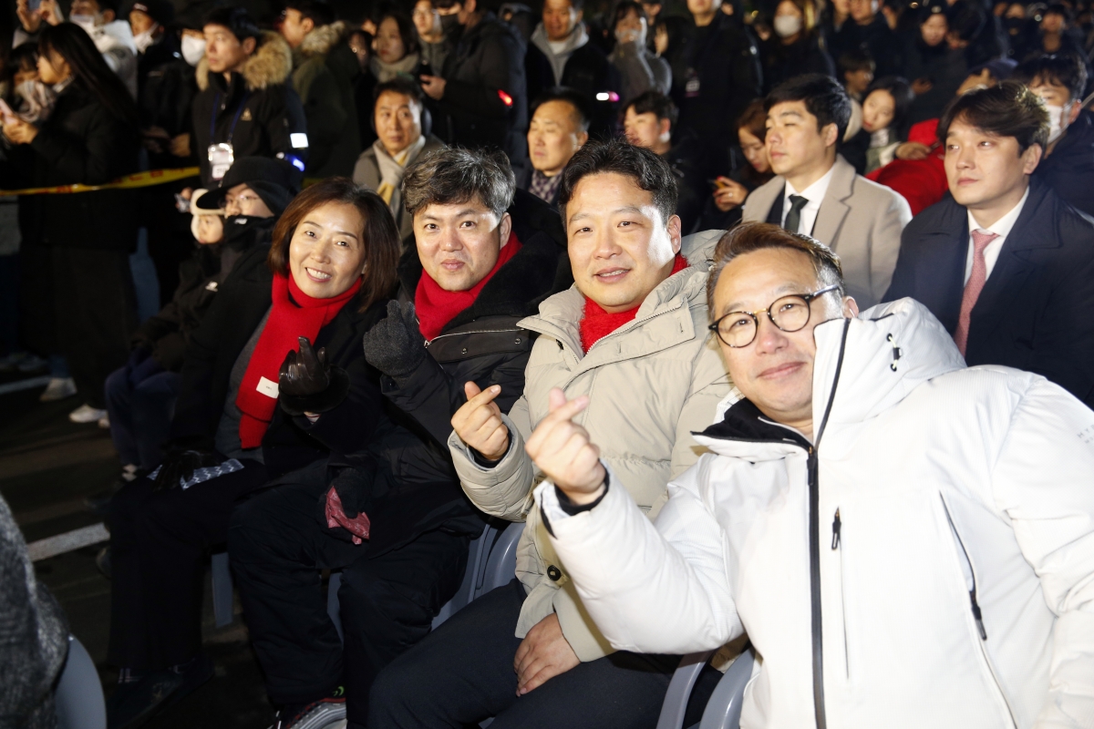 20240101-059[_P7U8423 복사-2024년 새해맞이 시민 안녕행복 기원행사.jpg