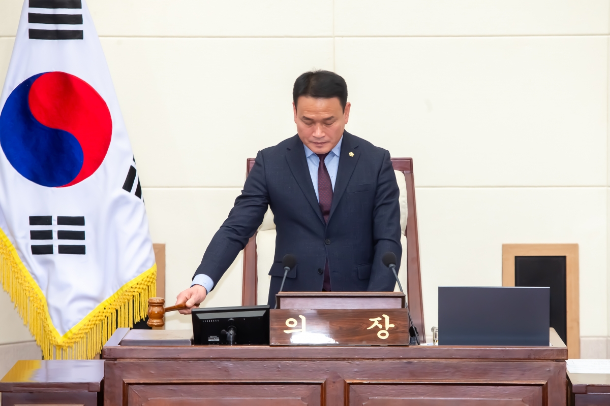 20240116-008[_P7U9428-제273회 임시회 제1차 본회의시 장세구 부의장 회의주재.jpg