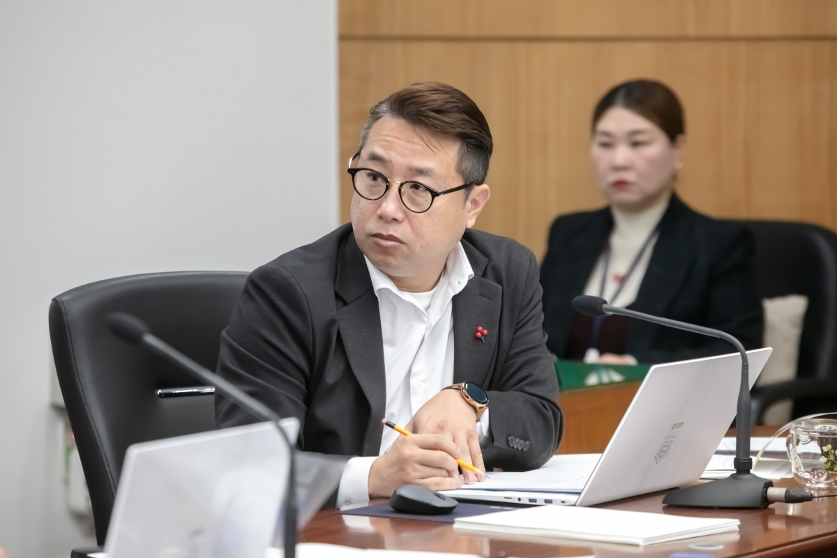 20240117-054[IMG_9130-제273회 임시회 산업건설위원회 조례안 심사활동.jpg