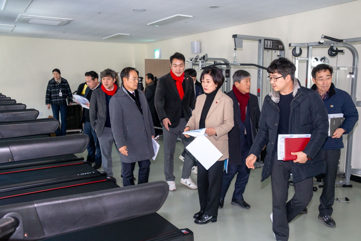 20240122-081[_P7U0254-제273회 임시회시 기획행정위원회 들성생활체육센터 현장방문.jpg
