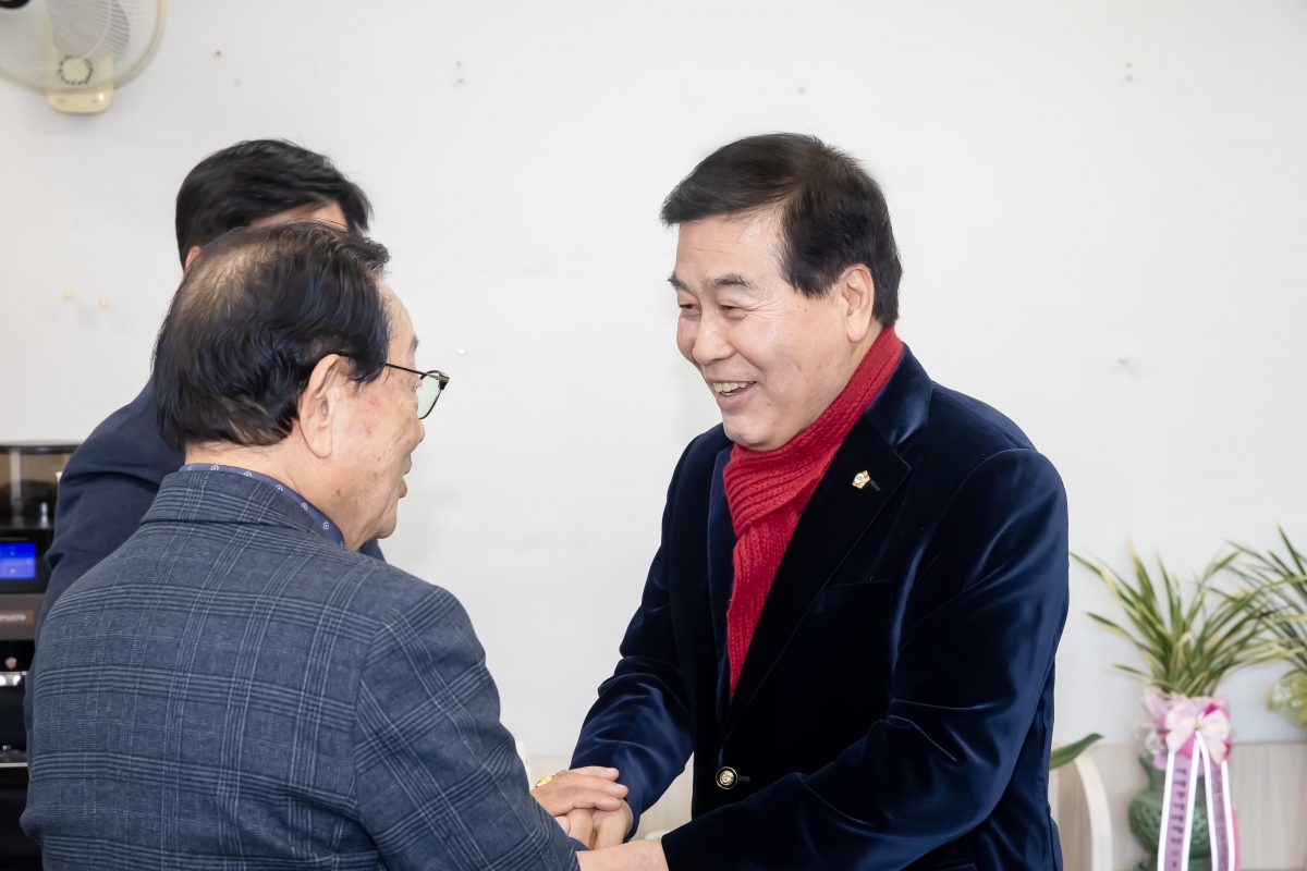 20240213-003[_P7U1697-2024년 설 맞이 대한노인회구미시지회 신년인사.jpg