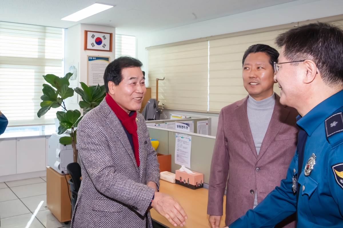 20240208-012[_P7U1410-설맞이 구미경찰서 방문 격려.jpg
