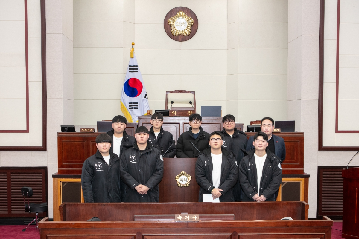 20240229-052[IMG_0036-금오공대 총학생회장 일행 의회 방문.jpg