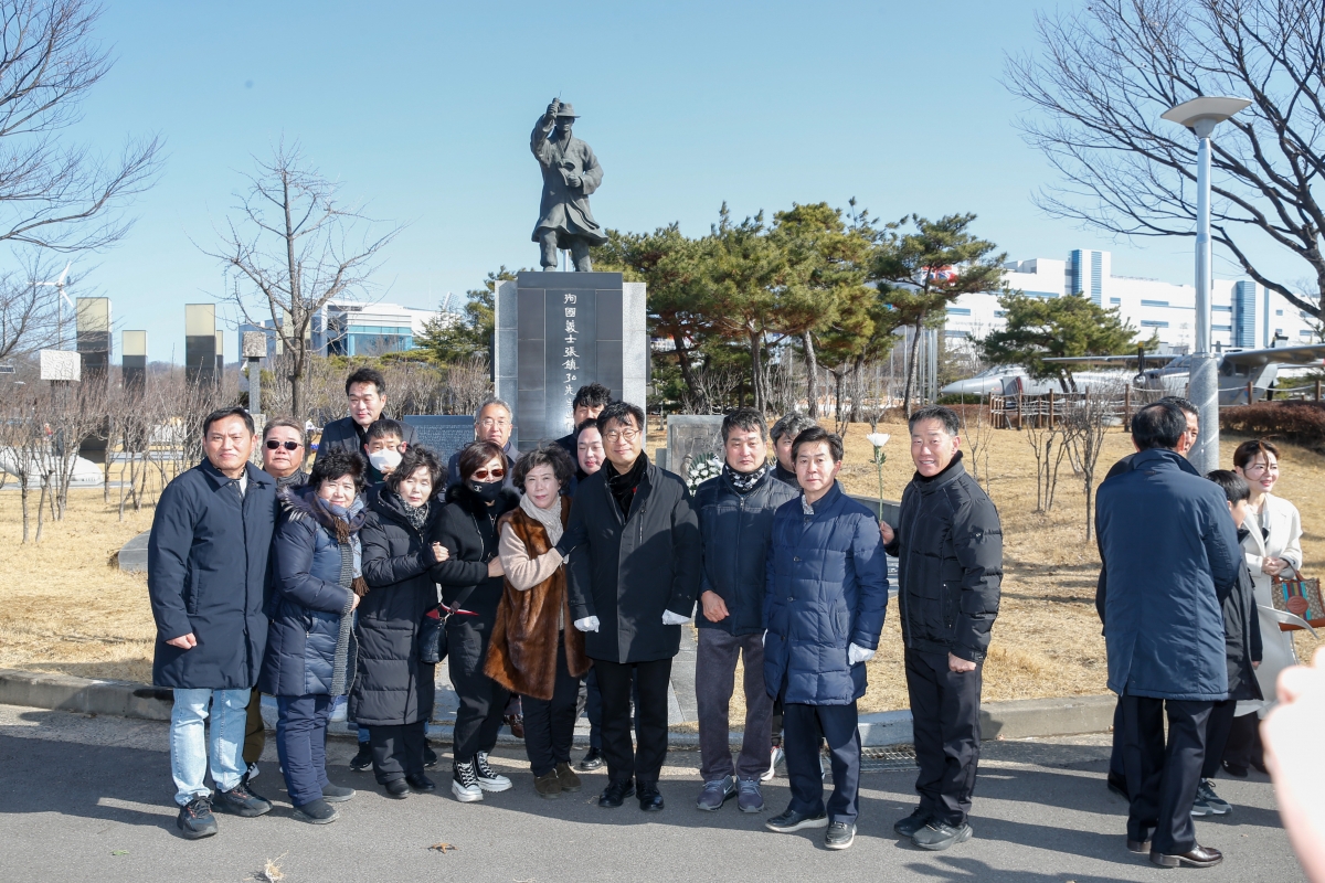 20240301-110[_P7U3041-1-3·1절 기념 장진홍 선생 추념.jpg