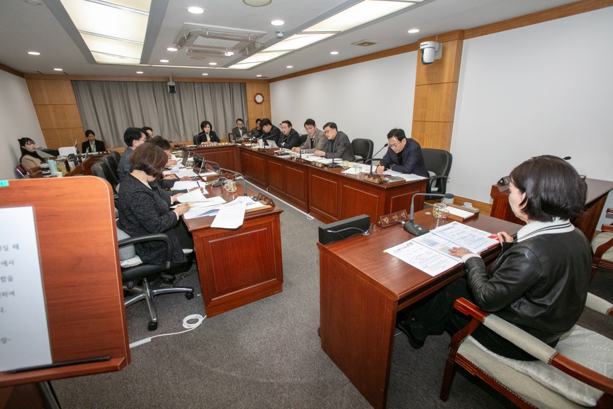 20240305-042[IMG_0220-제274회 임시회 기획행정위원회 조례안 심사활동.jpg
