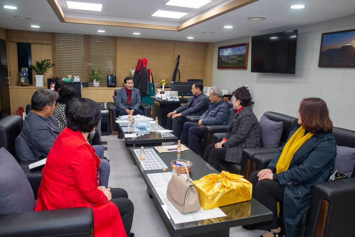20240305-169[_P7U3567-이통장 연합회장단 의장실 방문.jpg