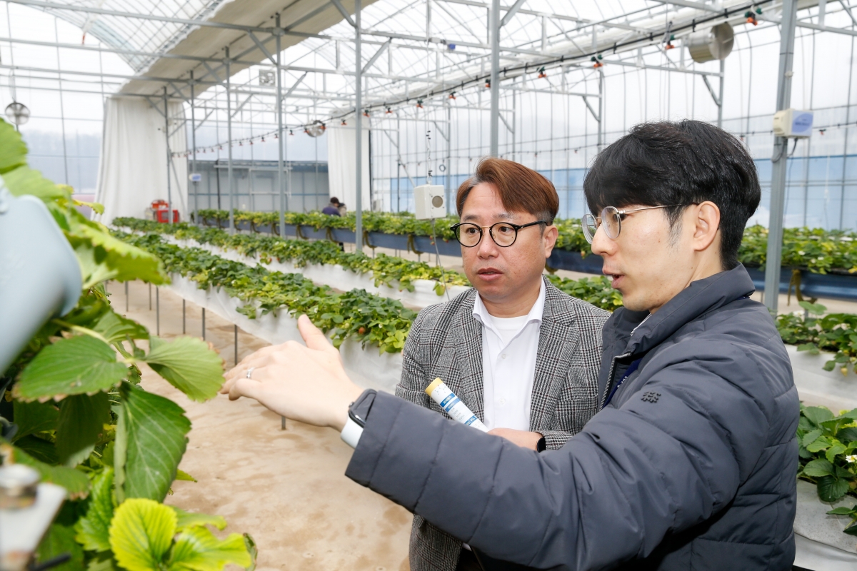 20240305-118[_P7U3507-1-제274회 임시회 산업건설위원회 농업기술센터 현장방문.jpg