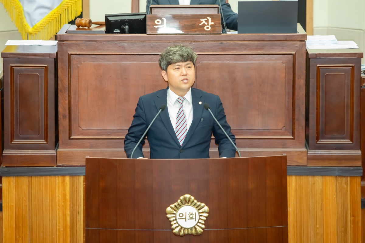 20240419-021[_P7U6628-제275회 임시회 제2차 본회의시 소진혁 의원 5분 자유발언.jpg