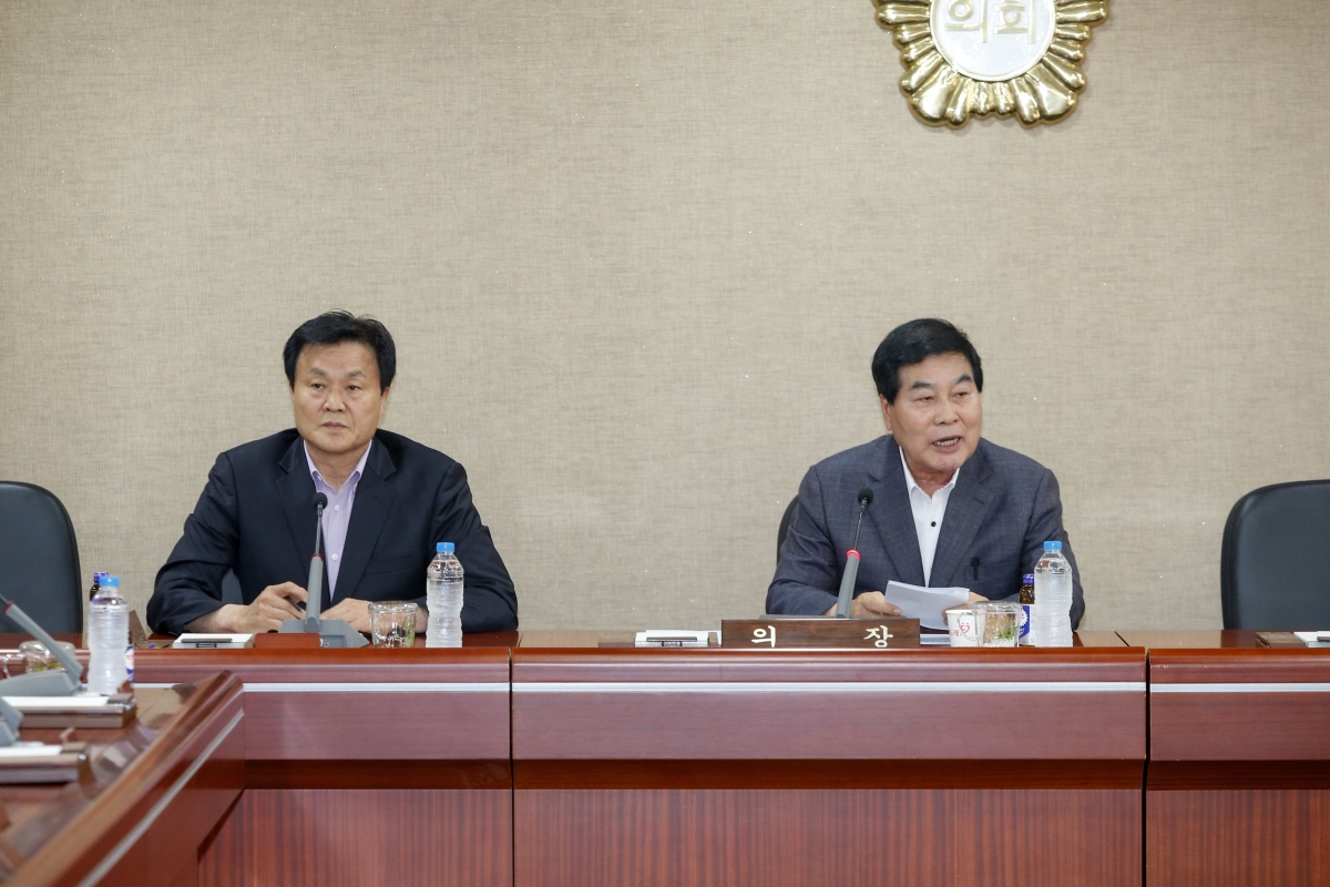 20240501-024[_P7U8874-1-의회사무국 직원과 소통간담회.jpg