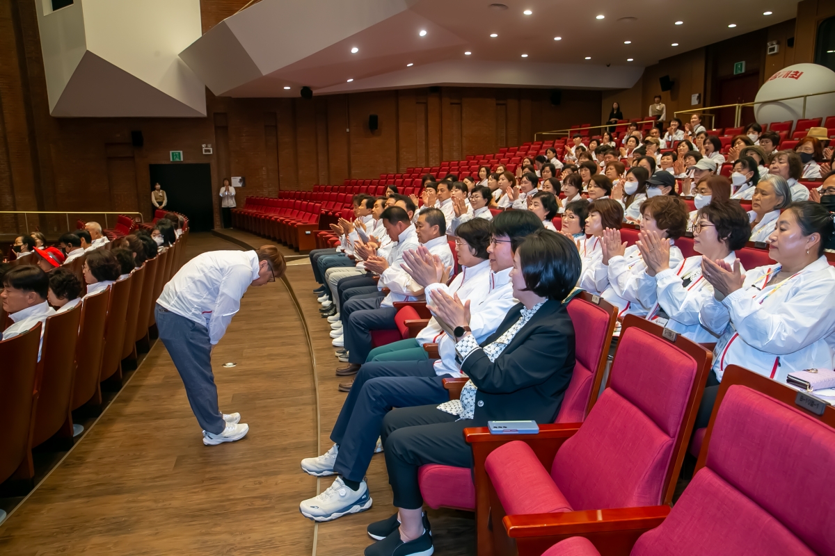 20240430-007[_P7U8755-제62회 경북도민체육대회 구미시 자원봉사자 발대식 및 기본교육.jpg
