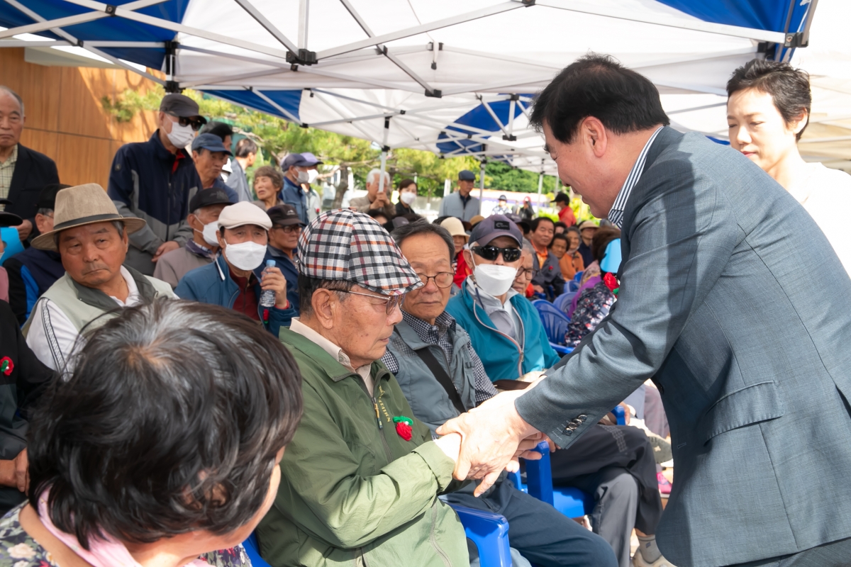 20240508-021[_P7U9811-대한민국 서포터즈 봉사단 어버이날 孝 잔치.jpg