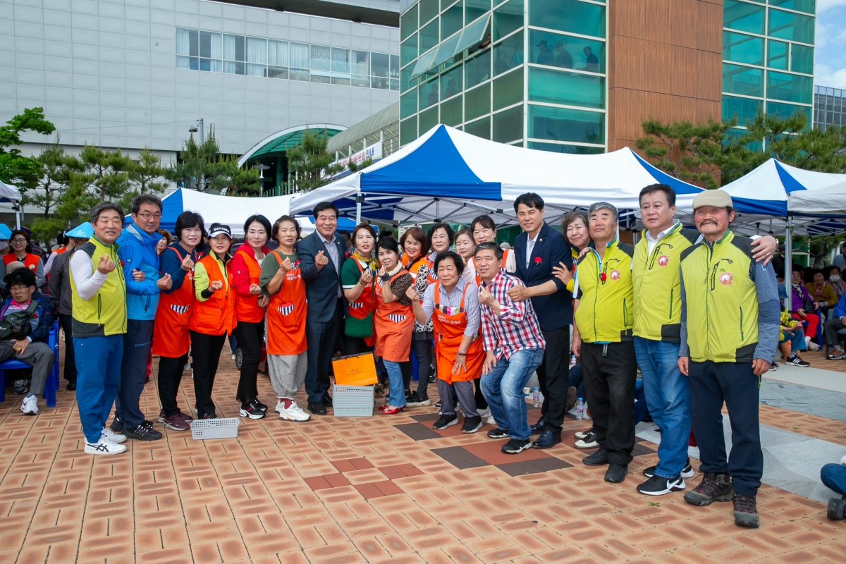 20240508-031[_P7U9839-대한민국 서포터즈 봉사단 어버이날 孝 잔치.jpg