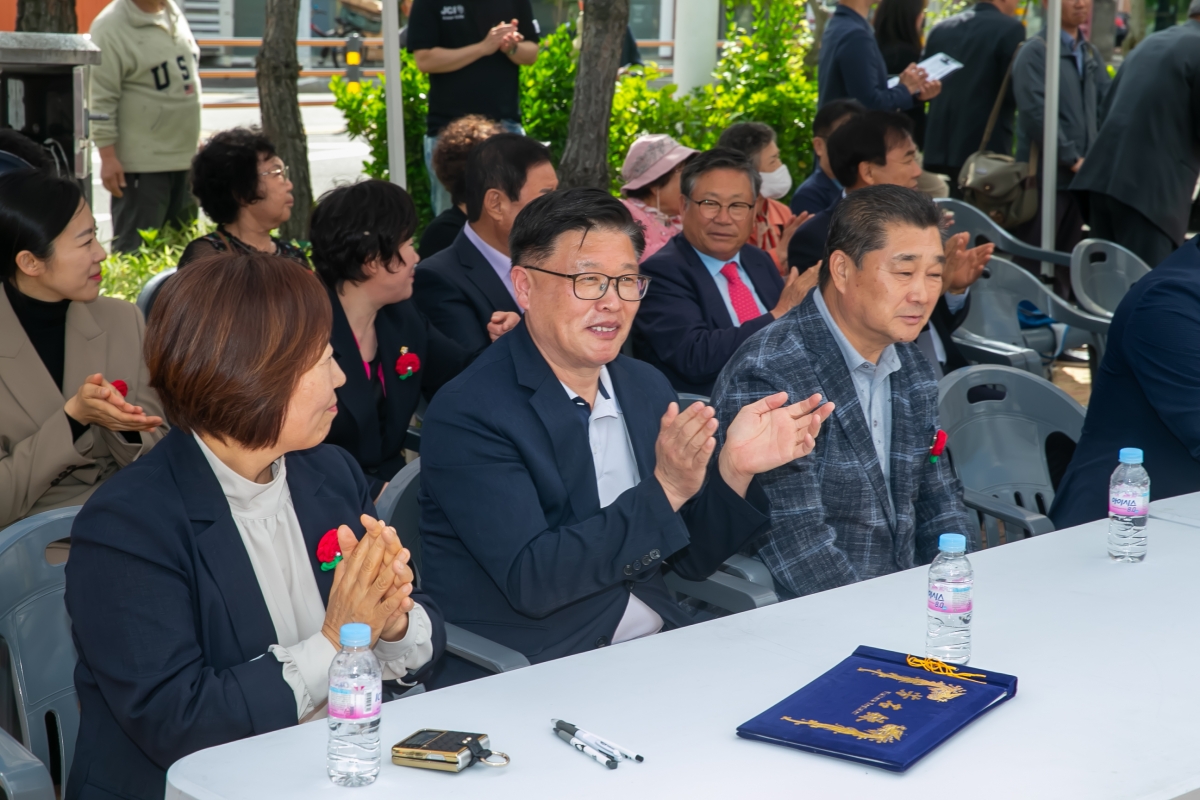 20240508-008[_P7U9774-대한민국 서포터즈 봉사단 어버이날 孝 잔치.jpg