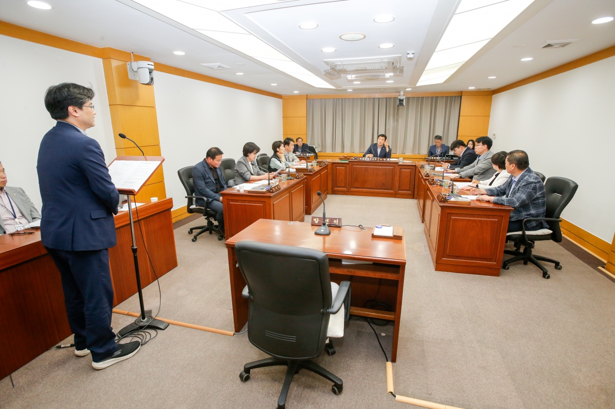 20240509-039[_P7U9986-1-폐회중 의회운영위원회 활동.jpg