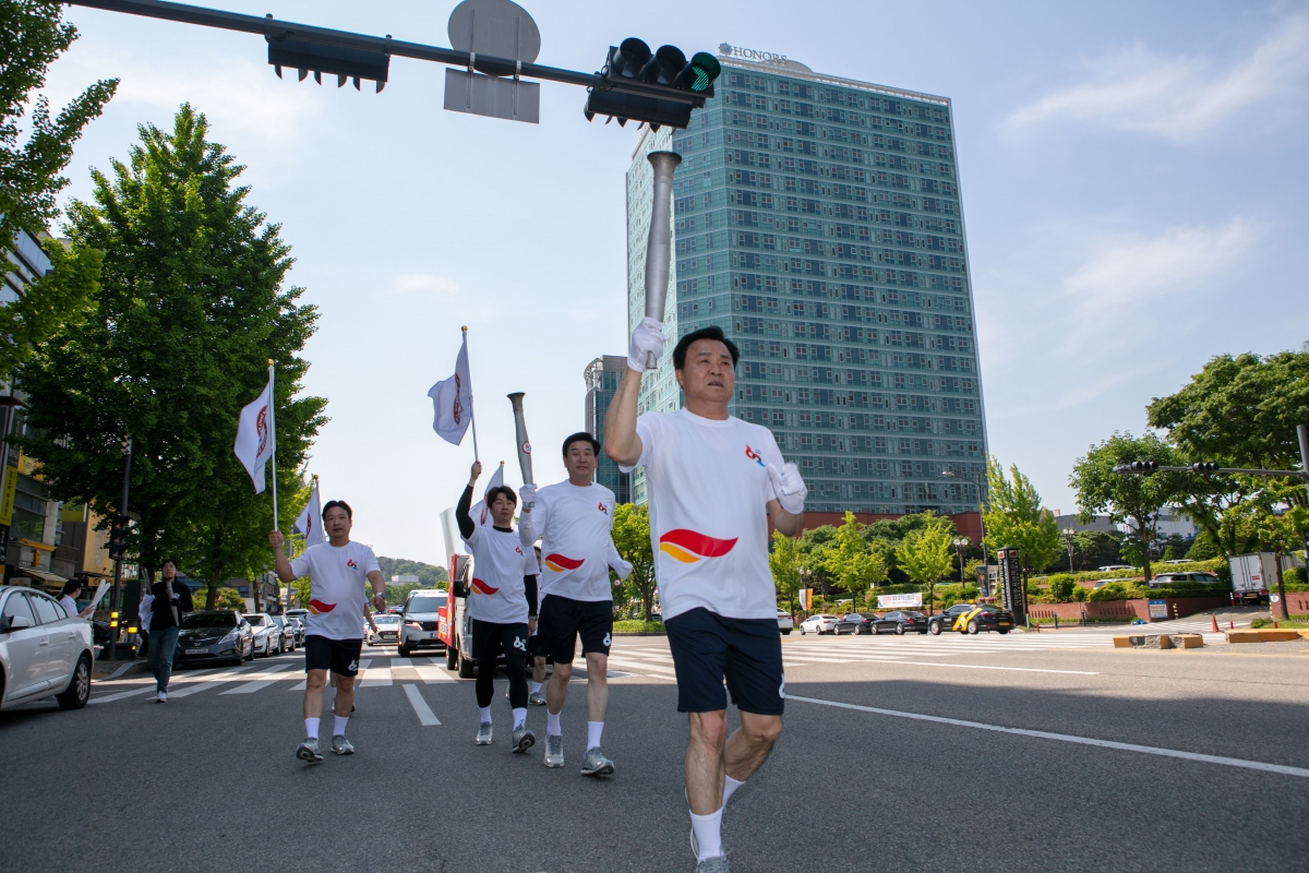 20240510-132[IMG_1470-제62회 경북도민체육대회 성화 출정식 및 성화 봉송.jpg