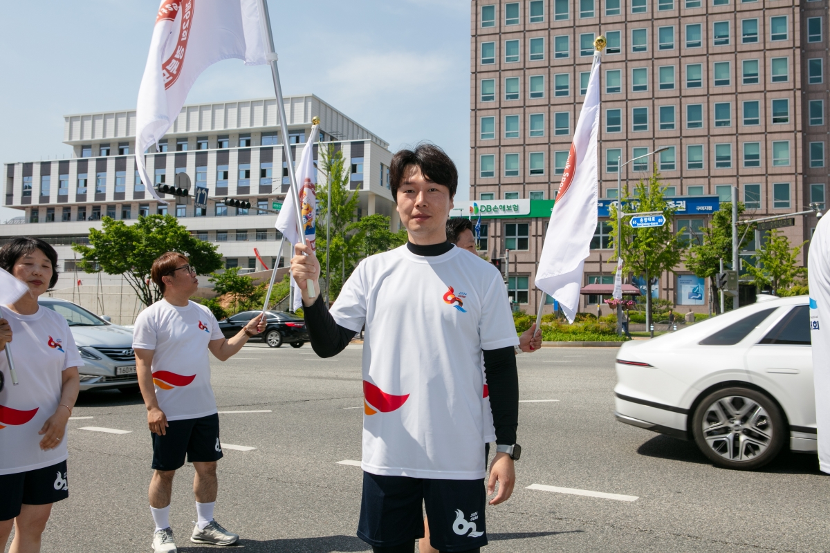20240510-109[IMG_1437-제62회 경북도민체육대회 성화 출정식 및 성화 봉송.jpg