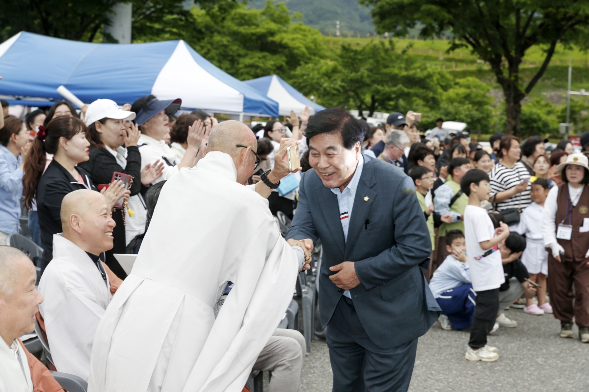 20240511-033[_P7U0721-1-불기2568년 부처님 오신 날 연등축제.jpg