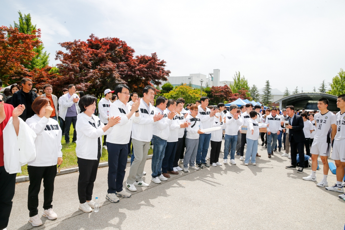 20240512-038[_P7U1104-1-제62회 경북도민체육대회 참가한 구미시선수단 방문 격려.jpg