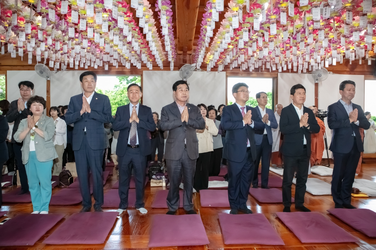 20240514-020[IMG_1717-불기 2568년 부처님 오신 날 봉축탑 점등식.jpg