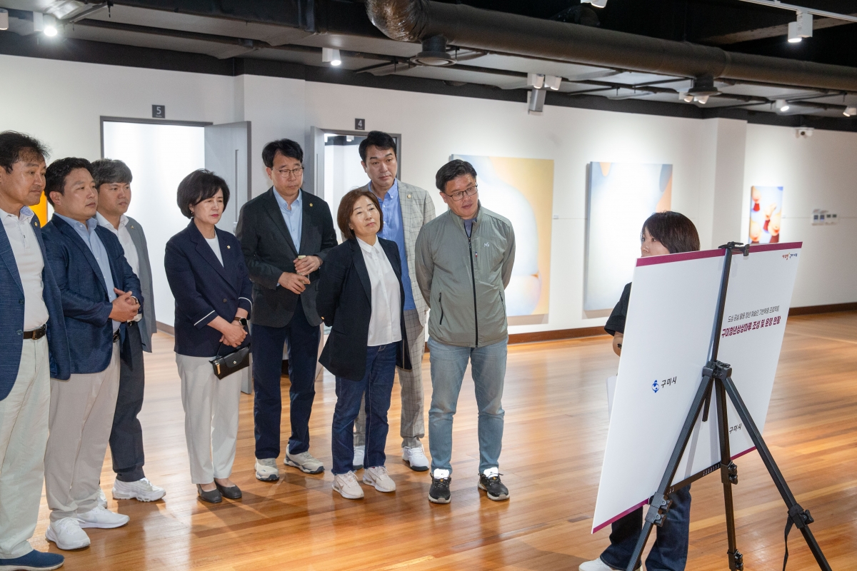 20240520-034[_P7U2294-제276회 임시회 기획행정위원회 구미청년상상마루 현장 방문.jpg
