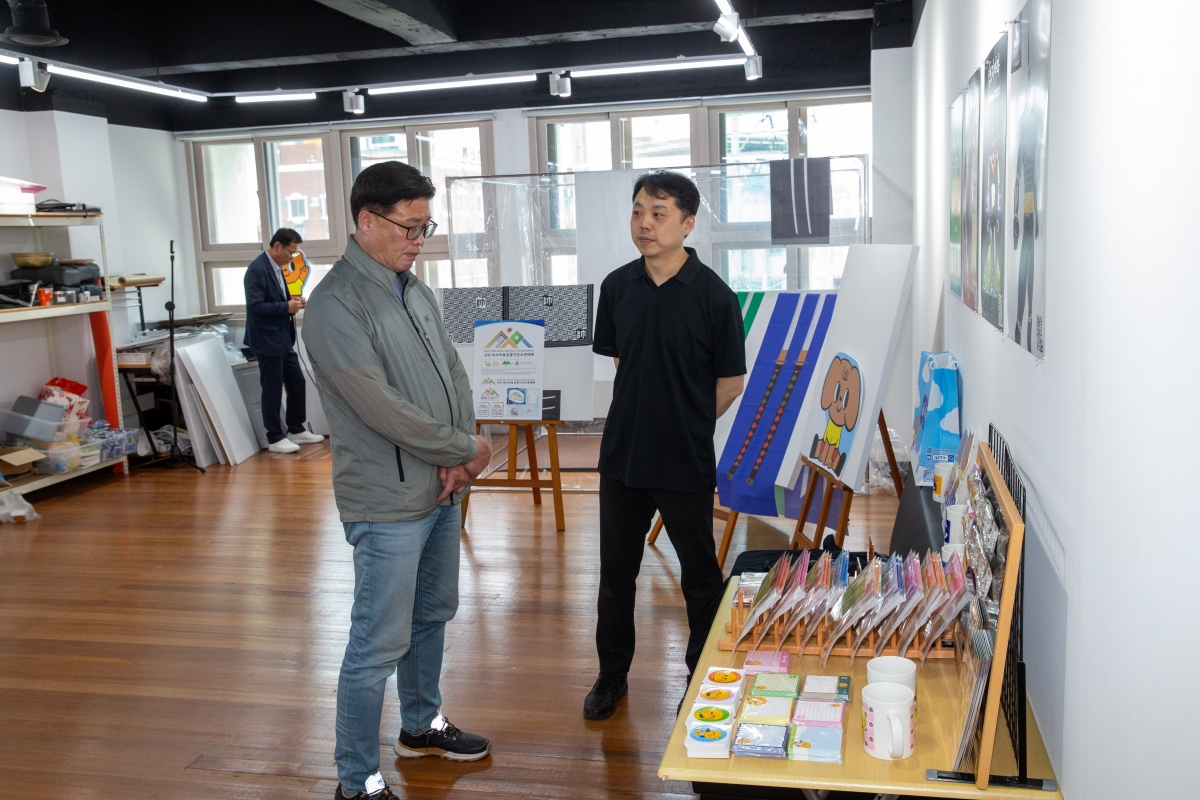 20240520-028[_P7U2273-제276회 임시회 기획행정위원회 구미청년상상마루 현장 방문.jpg