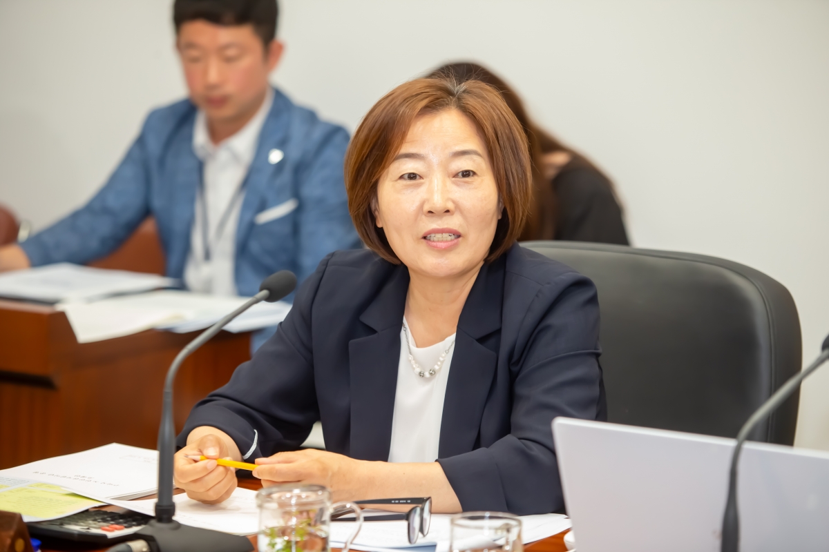 20240604-024[_P7U4358-제277회 제1차 정례회 기획행정위원회 조례안 심사활동.jpg