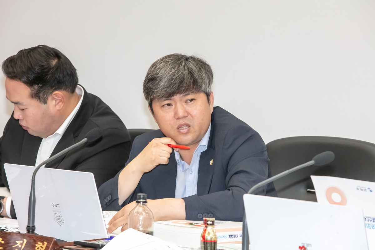 20240610-048[IMG_2325-제277회 제1차 정례회 예산결산특별위원회 2023회계연도 세입·세출 결산승인안 심사활동.jpg