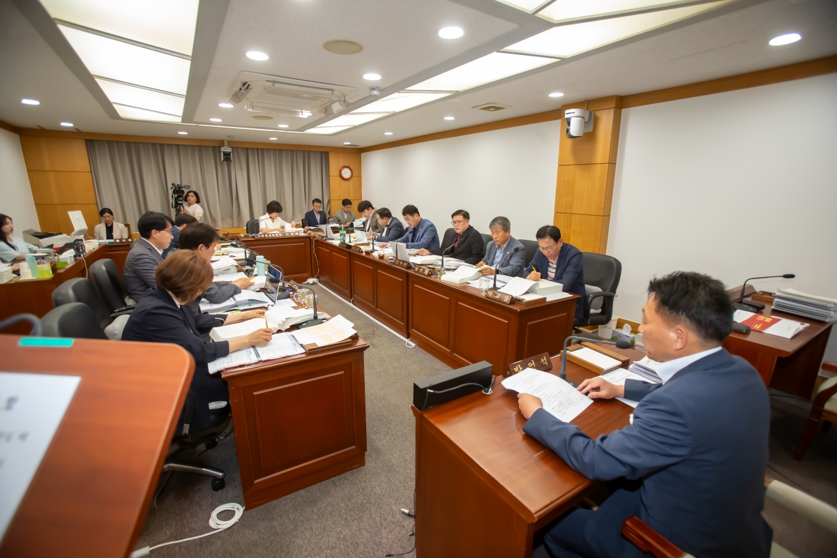 20240612-023[_P7U5145-제277회 제1차 정례회 기획행정위원회 소관 2024년도 행정사무감사 활동.jpg