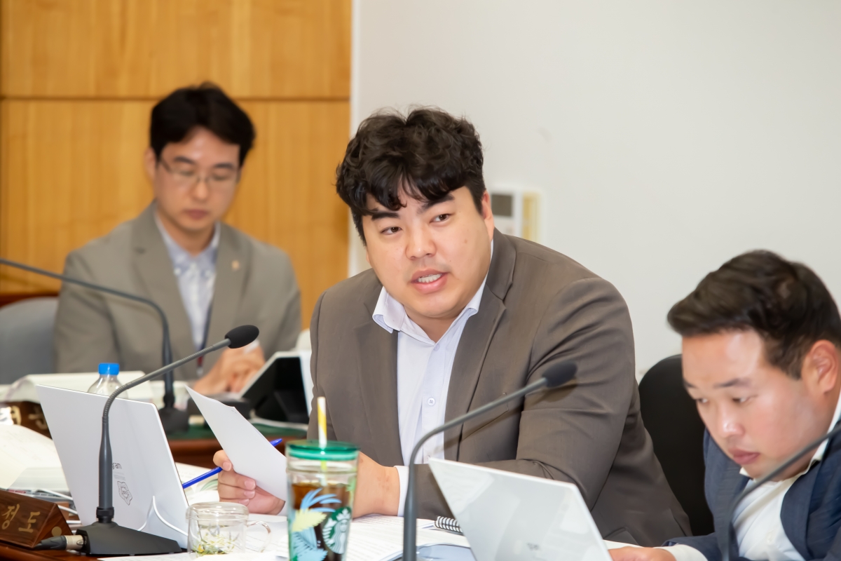 20240612-029[_P7U5208-제277회 제1차 정례회 기획행정위원회 소관 2024년도 행정사무감사 활동.jpg