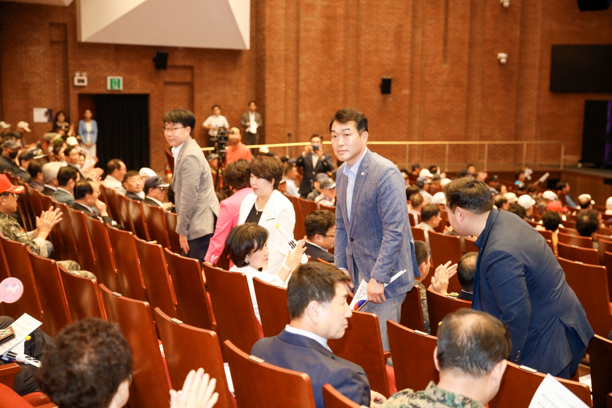 20240625-017[_P7U6883-1-6.25전쟁 제74주년 호국보훈 기념행사.jpg