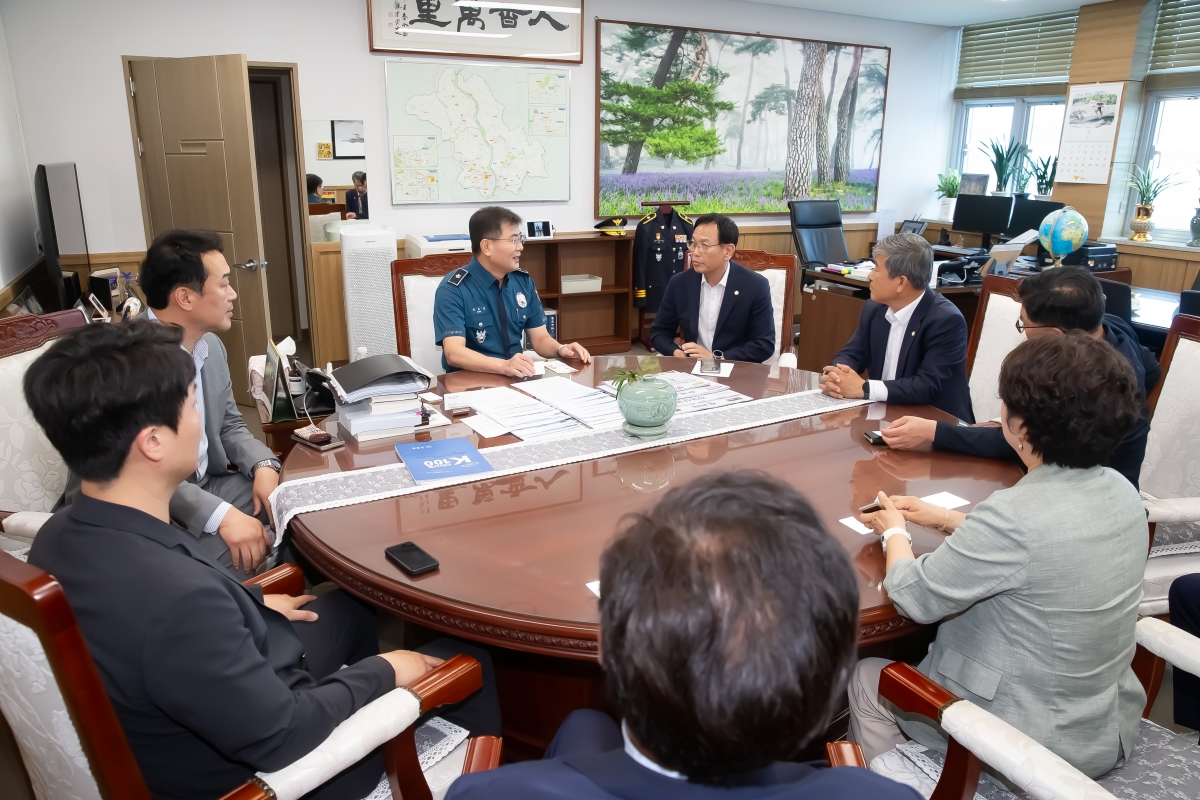 20240722-081[_P7U9267-제9대 후반기 의장단 및 상임위원장 구미경찰서 방문.jpg