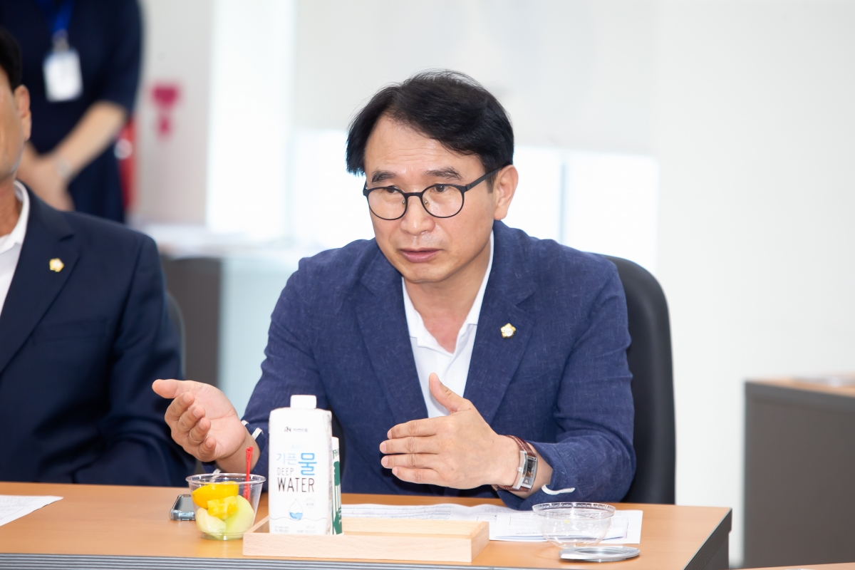 20240910-028[_P7U3852-제280회 임시회 기획행정위원회 구미대학교 산학협력단 아이돌봄지원센터 현장방문.jpg