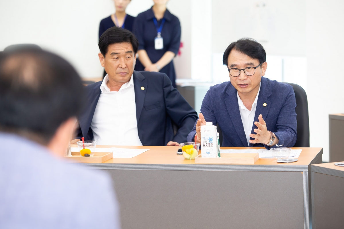 20240910-027[_P7U3848-제280회 임시회 기획행정위원회 구미대학교 산학협력단 아이돌봄지원센터 현장방문.jpg