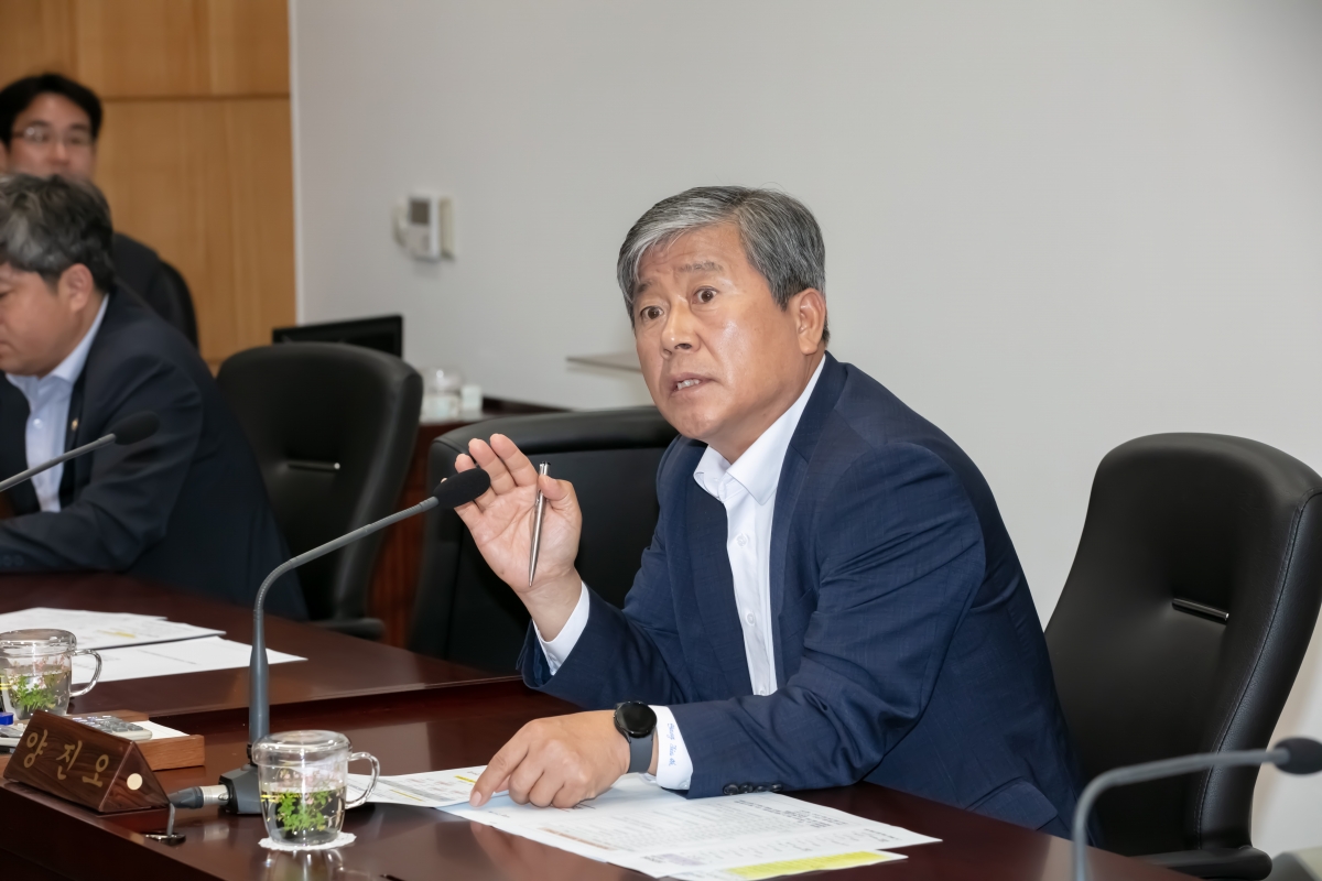 20241008-016[IMG_3922-폐회중 의회운영위원회 활동.jpg