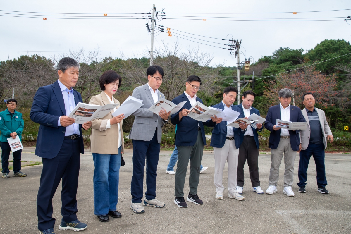 20241018-023[_P7U8822-제281회 임시회 산업건설위원회 소나무재선충병 관련 옥성면 현장방문.jpg